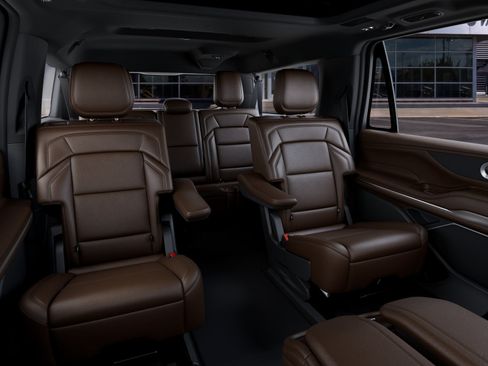 New 2027 Lincoln Navigator L Reserve RWD image 11