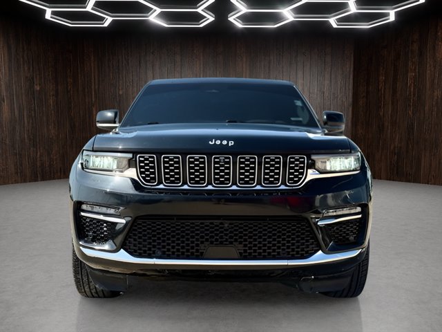 Used 2022 Jeep Grand Cherokee Summit AWD/4WD image 3