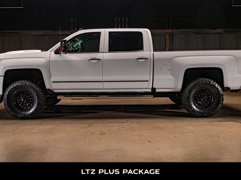 Used 2017 Chevrolet Silverado 3500 LTZ w/ Duramax Plus Package AWD/4WD image 6