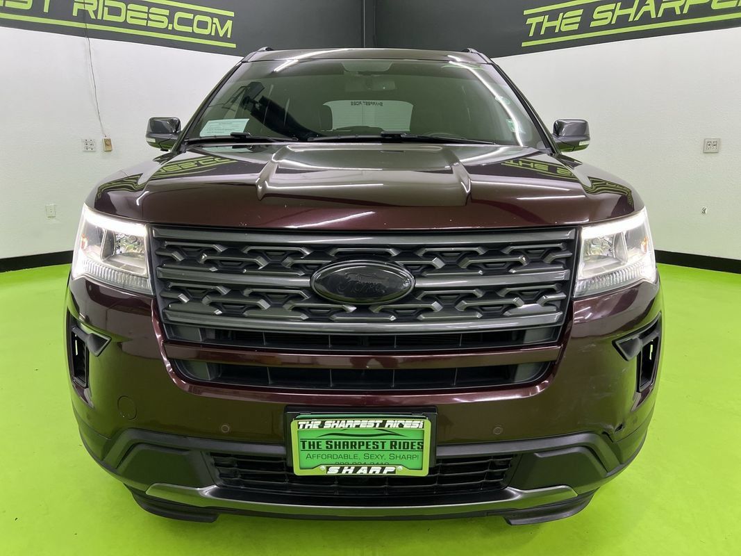 Used 2018 Ford Explorer XLT w/ Equipment Group 202A AWD/4WD image 3