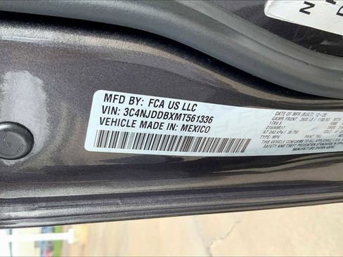 Used 2021 Jeep Compass Trailhawk image 33