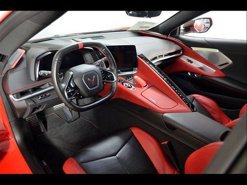 Used 2021 Chevrolet Corvette Stingray Preferred Cpe w/ Z51 Performance Package RWD image 12