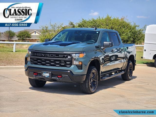 Used 2025 Chevrolet Silverado 1500 Custom Trail Boss w/ LPO, Dark Essentials Package AWD/4WD image 6