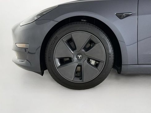 Used 2023 Tesla Model 3 Standard Range RWD image 27