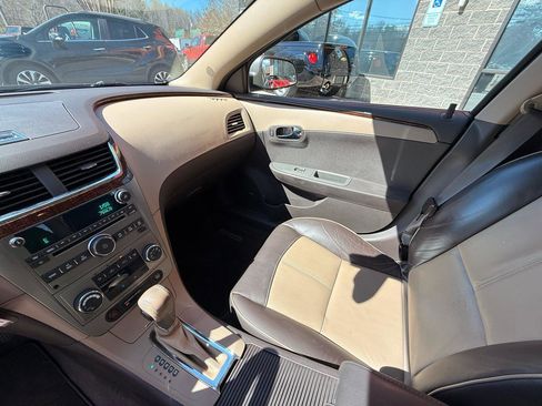 Used 2011 Chevrolet Malibu LTZ FWD image 15