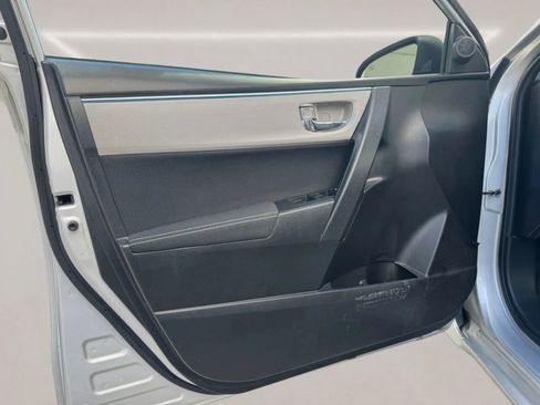 Used 2016 Toyota Corolla LE image 7