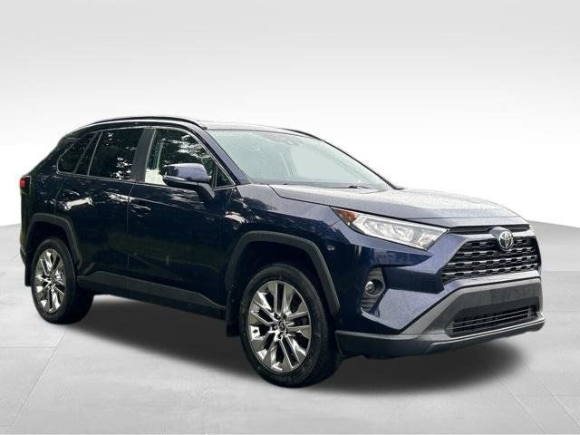 Used 2021 Toyota RAV4 XLE Premium AWD/4WD image 7