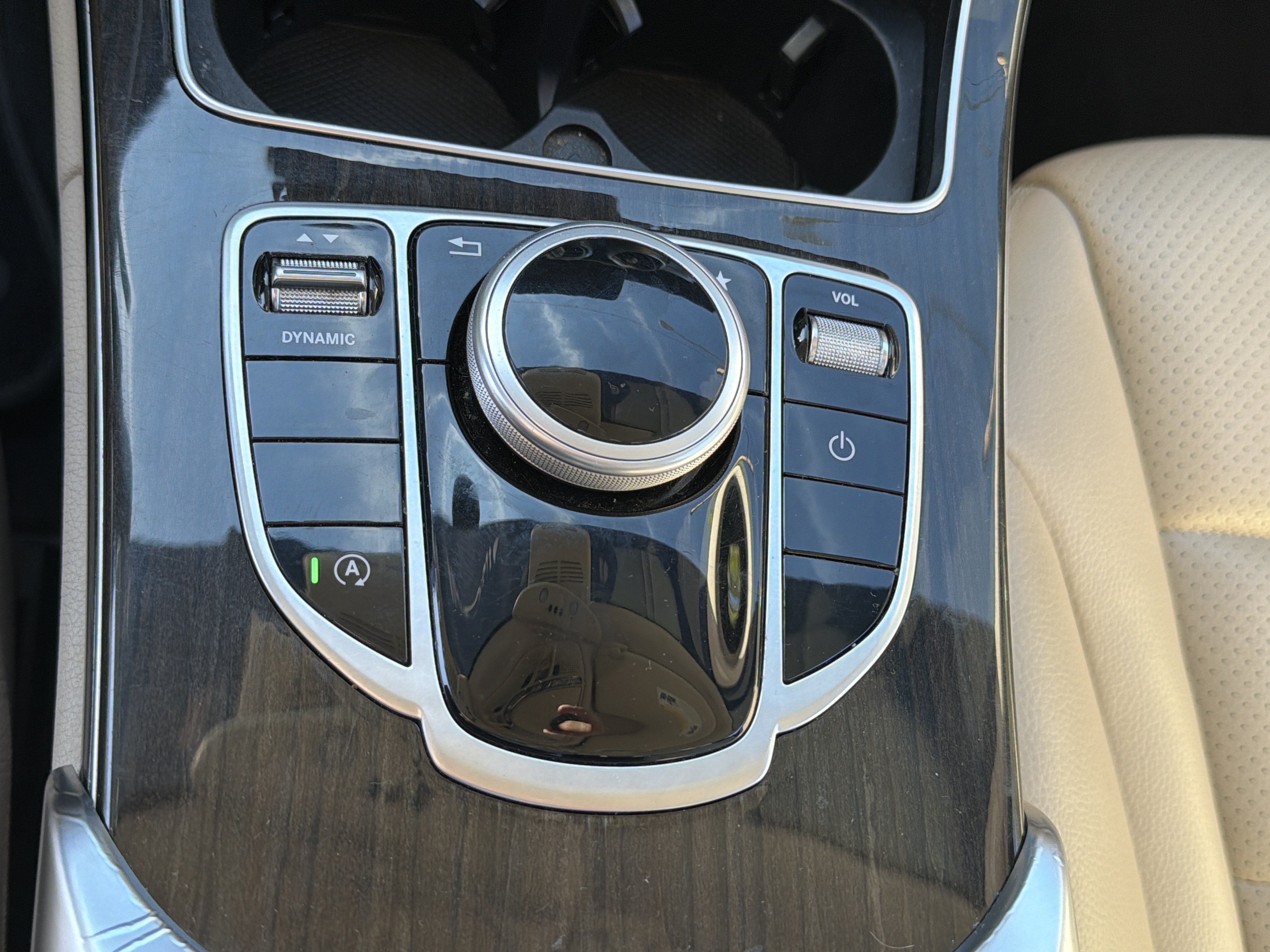 Used 2017 Mercedes-Benz C 300 4MATIC Sedan image 16