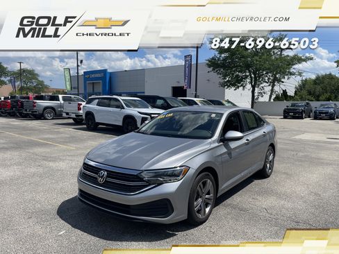 Used 2024 Volkswagen Jetta SE FWD image 1