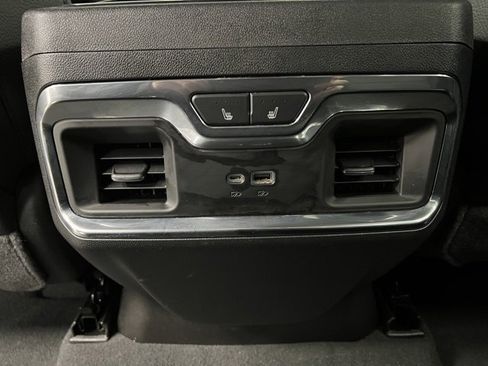 Used 2025 GMC Sierra 3500 Denali w/ Denali Reserve Package image 48