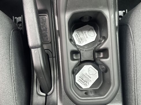 Used 2025 Jeep Wrangler Sport S image 24