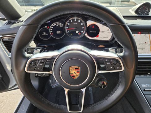Used 2018 Porsche Panamera 4S image 19