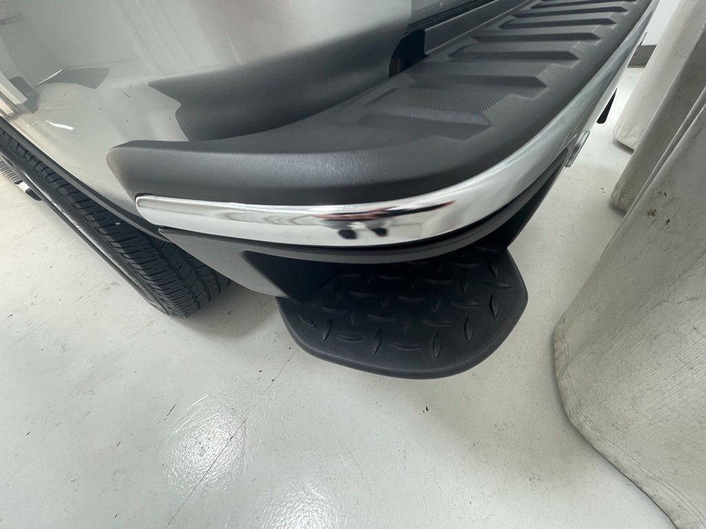 Used 2018 GMC Sierra 1500 SLT AWD/4WD image 9