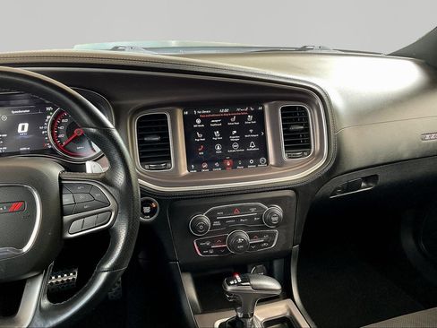 Used 2022 Dodge Charger Scat Pack w/ Plus Group RWD image 9