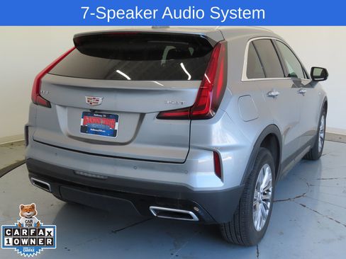 Used 2024 Cadillac XT4 Premium Luxury image 4