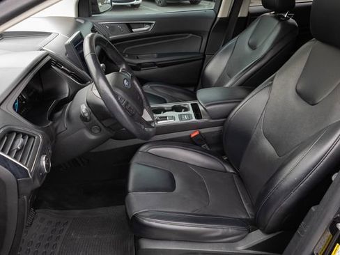 Used 2022 Ford Edge Titanium w/ Equipment Group 301A image 15