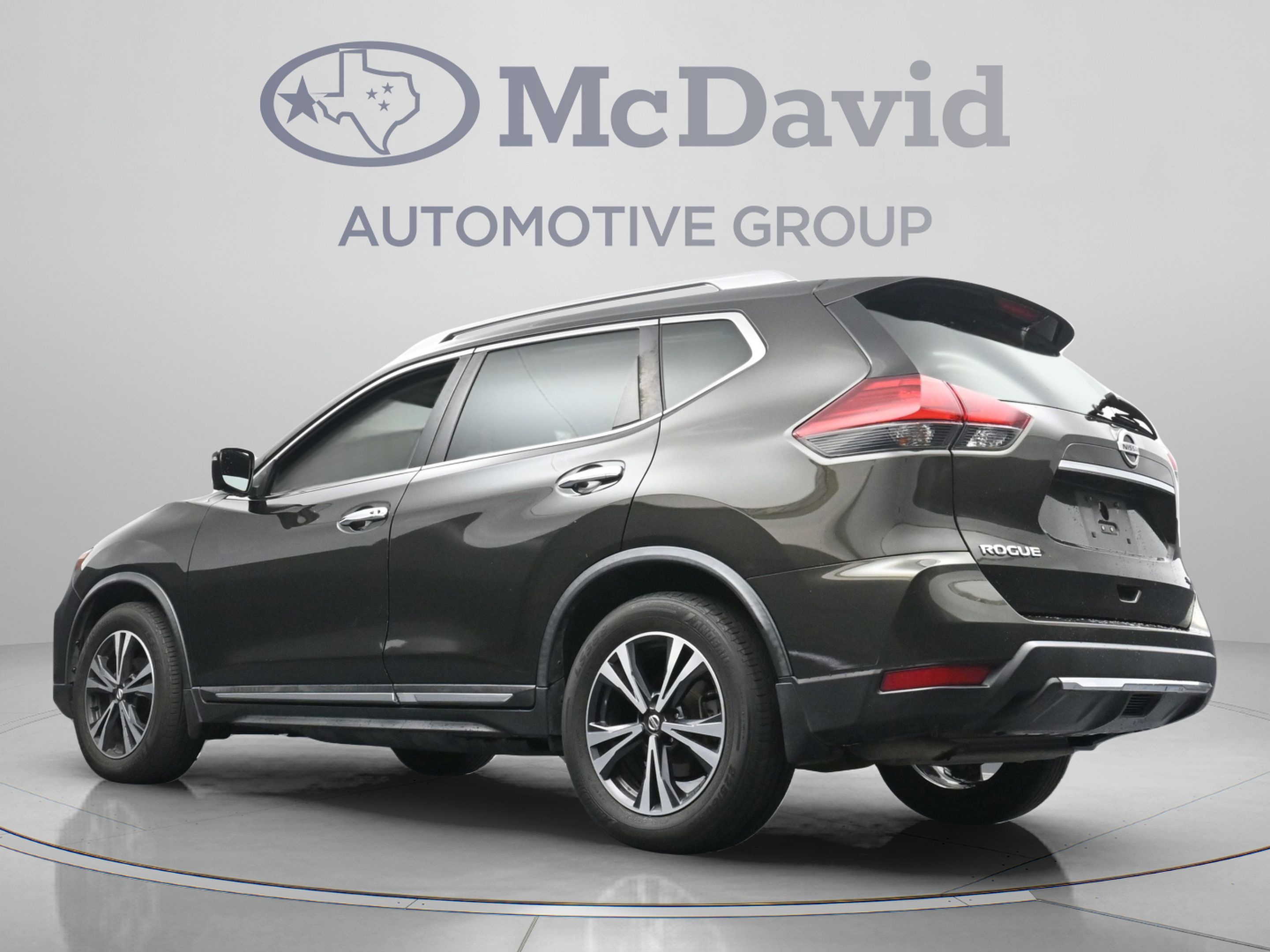 Used 2017 Nissan Rogue SL FWD image 28