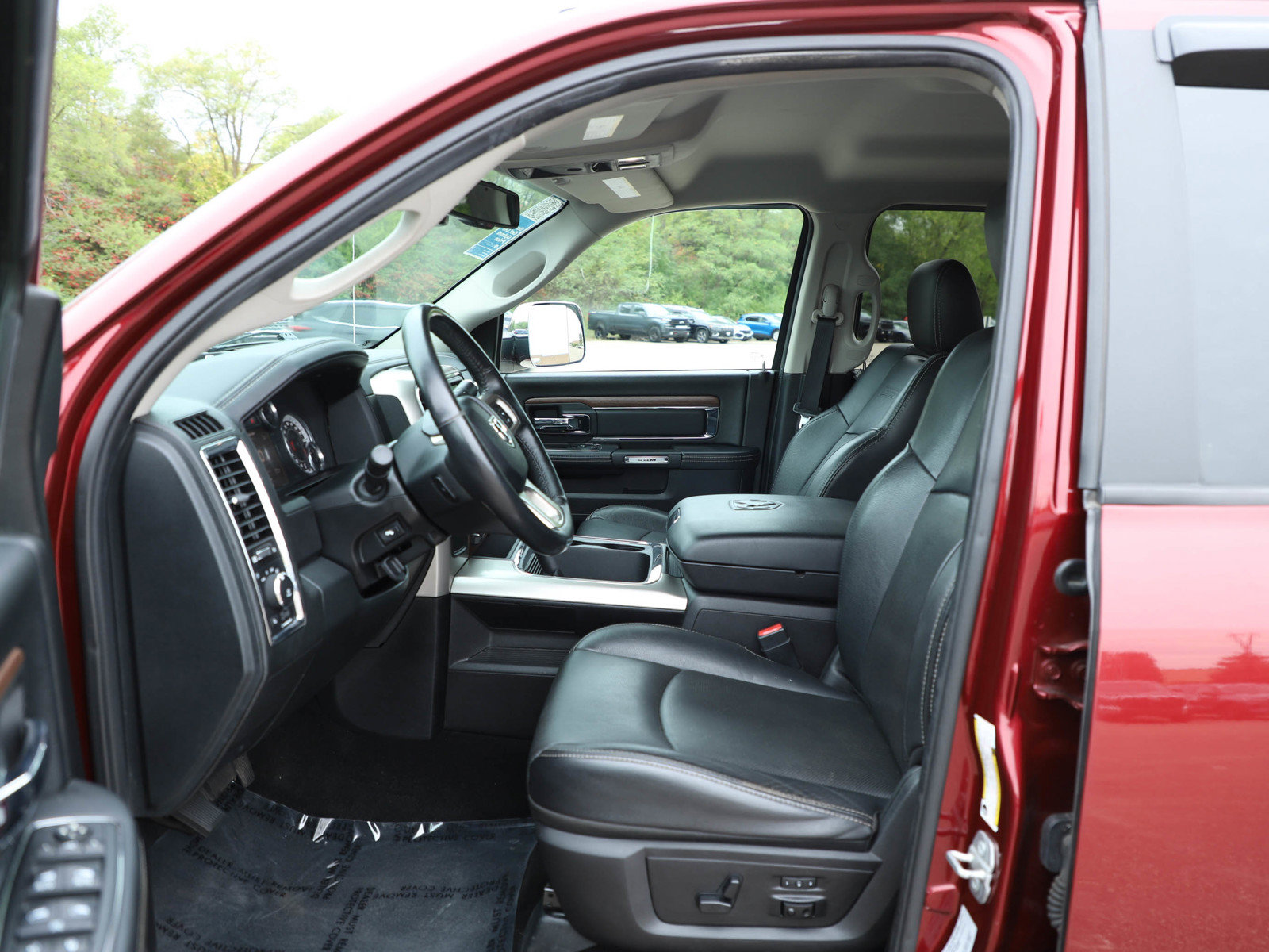 Used 2016 RAM 2500 Laramie AWD/4WD image 21