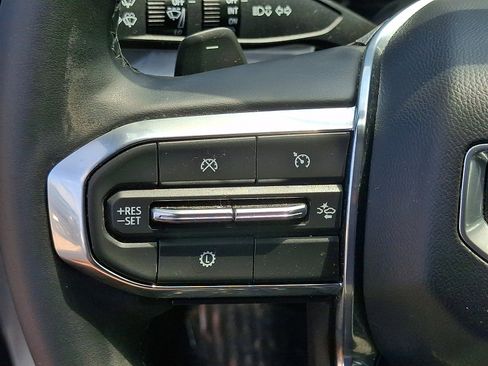 Used 2025 GMC Terrain Elevation AWD/4WD image 21