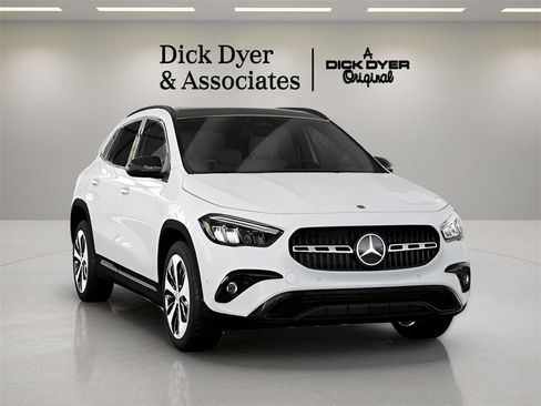Used 2026 Mercedes-Benz GLA 250 image 35