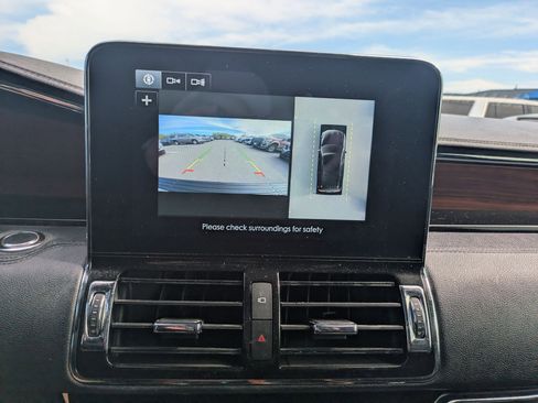 Used 2018 Lincoln Navigator Reserve w/ Technology Package image 20