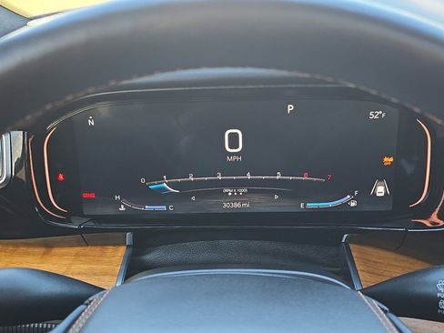 Used 2022 Jeep Grand Wagoneer Series III w/ Flexible Seating Group image 31