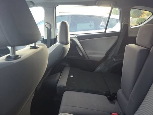 Used 2014 Toyota RAV4 XLE AWD/4WD image 9