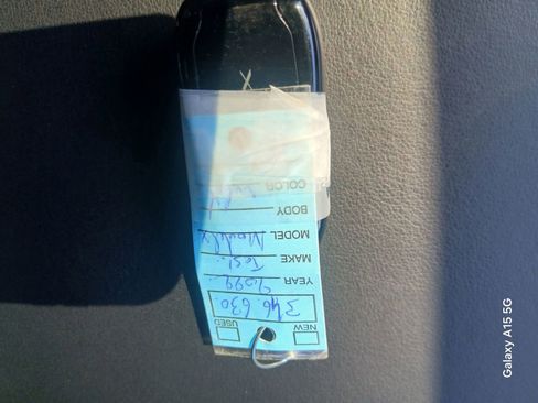 Used 2022 Tesla Model X Plaid image 15