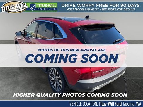 Used 2020 Ford Escape Titanium AWD/4WD image 4