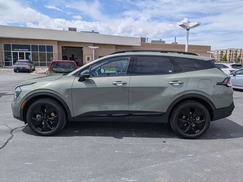 Used 2025 Kia Sportage X-Line AWD/4WD image 2