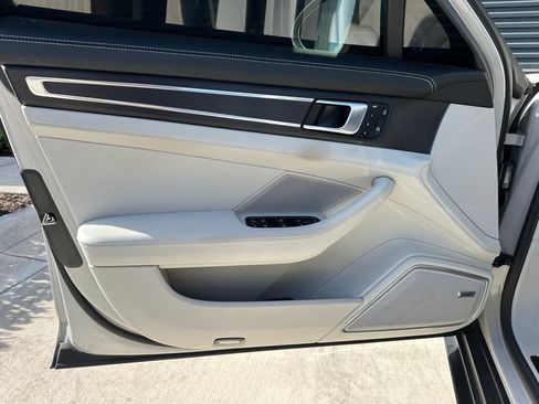 Certified 2023 Porsche Panamera GTS image 20