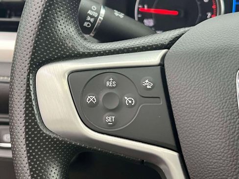 Used 2023 GMC Acadia SLE w/ Driver Convenience Package image 22