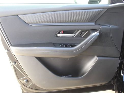 Certified 2025 MAZDA CX-90 3.3 Turbo w/ Select Package image 14