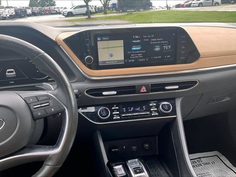 Used 2020 Hyundai Sonata Limited FWD image 6