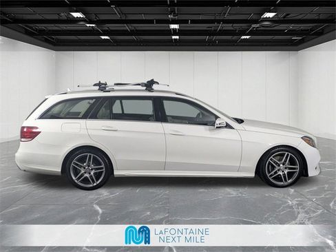Used 2014 Mercedes-Benz E 350 4MATIC Wagon image 6