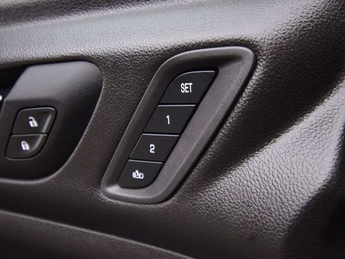 Used 2021 GMC Acadia Denali w/ Denali Technology Package image 42