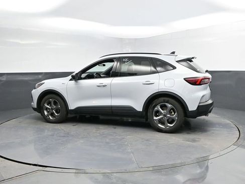 Used 2025 Ford Escape ST-Line image 6