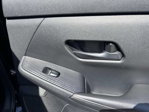 Used 2024 Nissan Sentra SV w/ All-Weather Package FWD image 16