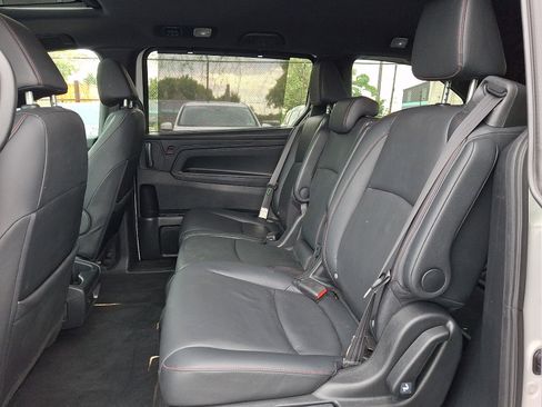 Used 2024 Honda Odyssey Sport image 10