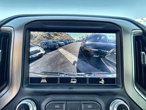 Used 2022 GMC Sierra 2500 SLE w/ SLE Convenience Package AWD/4WD image 7
