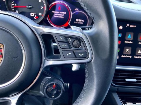 Used 2022 Porsche Cayenne GTS AWD/4WD image 24