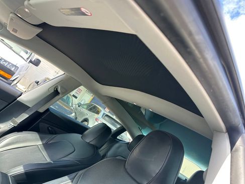 Used 2021 Tesla Model 3 Standard Range Plus RWD image 19