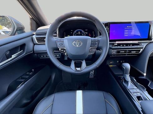 Certified 2026 Toyota Camry Hybrid w/ Multimedia Upgrade Package FWD image 5