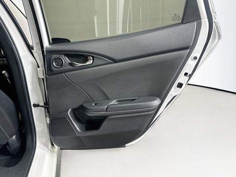 Used 2020 Honda Civic Sport image 28