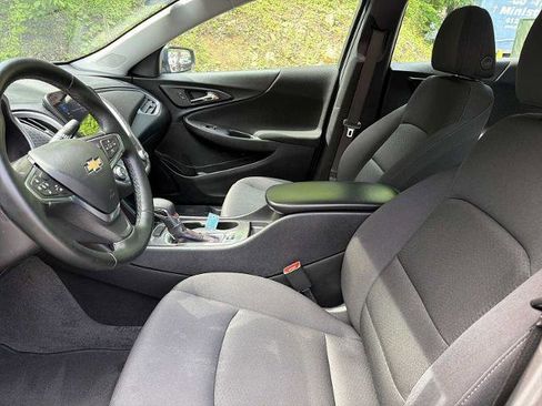 Used 2024 Chevrolet Malibu RS FWD image 18