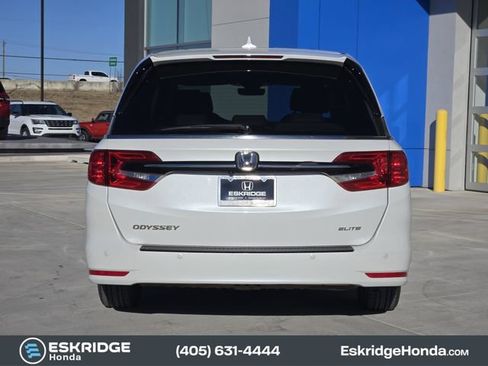 Used 2022 Honda Odyssey Elite image 6