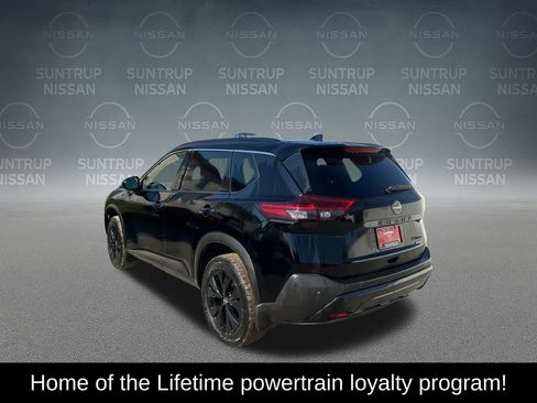 Used 2023 Nissan Rogue SV w/ SV Premium B Package image 4