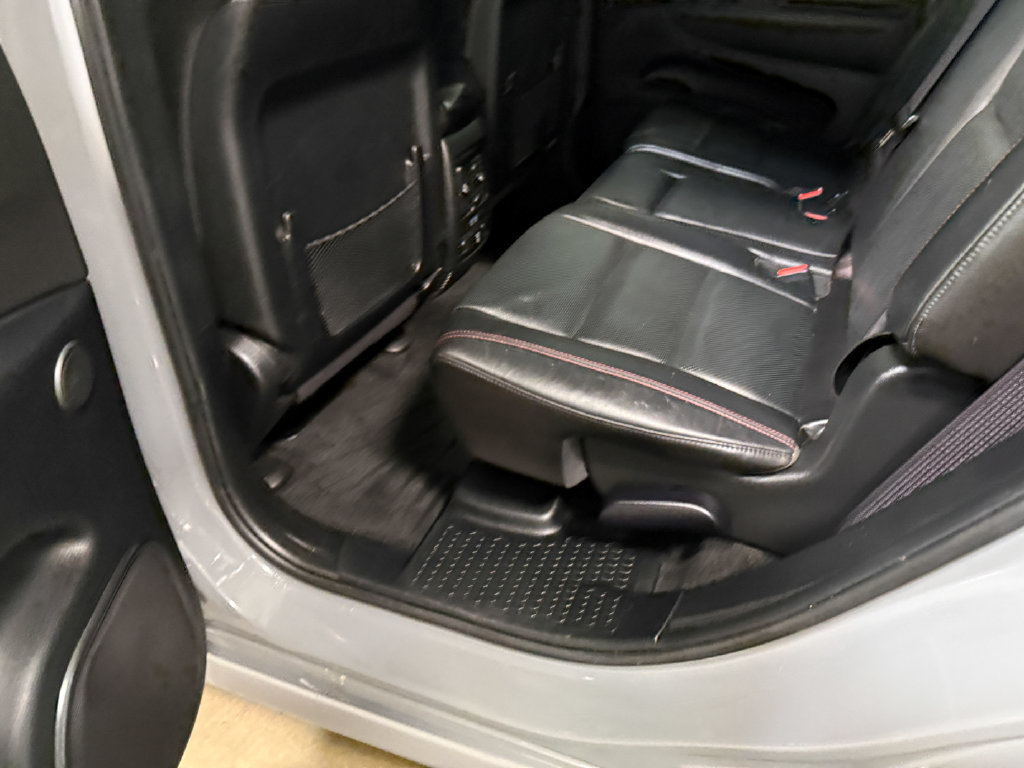 Used 2022 Dodge Durango R/T w/ Tow 'N Go Package AWD/4WD image 47