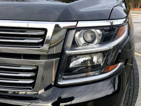 Used 2019 Chevrolet Tahoe Premier image 25