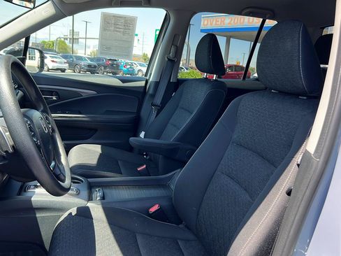 Used 2023 Honda Ridgeline Sport image 10